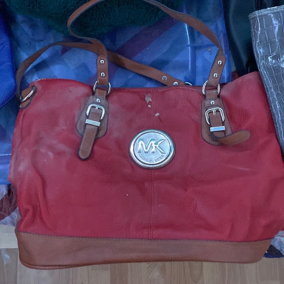 Michael Kors Handbags - Red, never been used, light damage, name brand